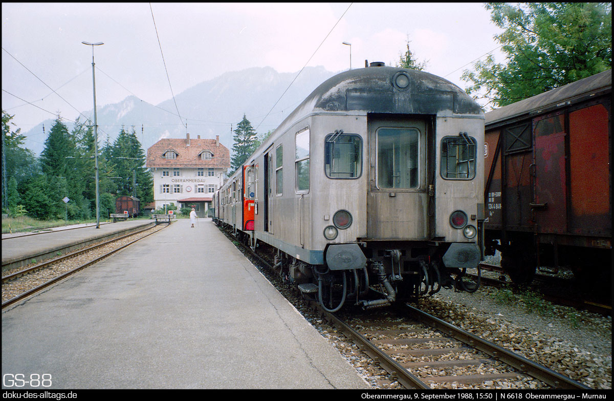 http://www.doku-des-alltags.de/BDMuenchen/Ammertalbahn/1988%20September/23%20Oberammergau.jpg