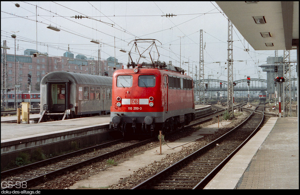http://www.doku-des-alltags.de/BDMuenchen/MuenchenHbf/MucHbfData/110%20200%20in%20Muenchen%20Hbf.jpg