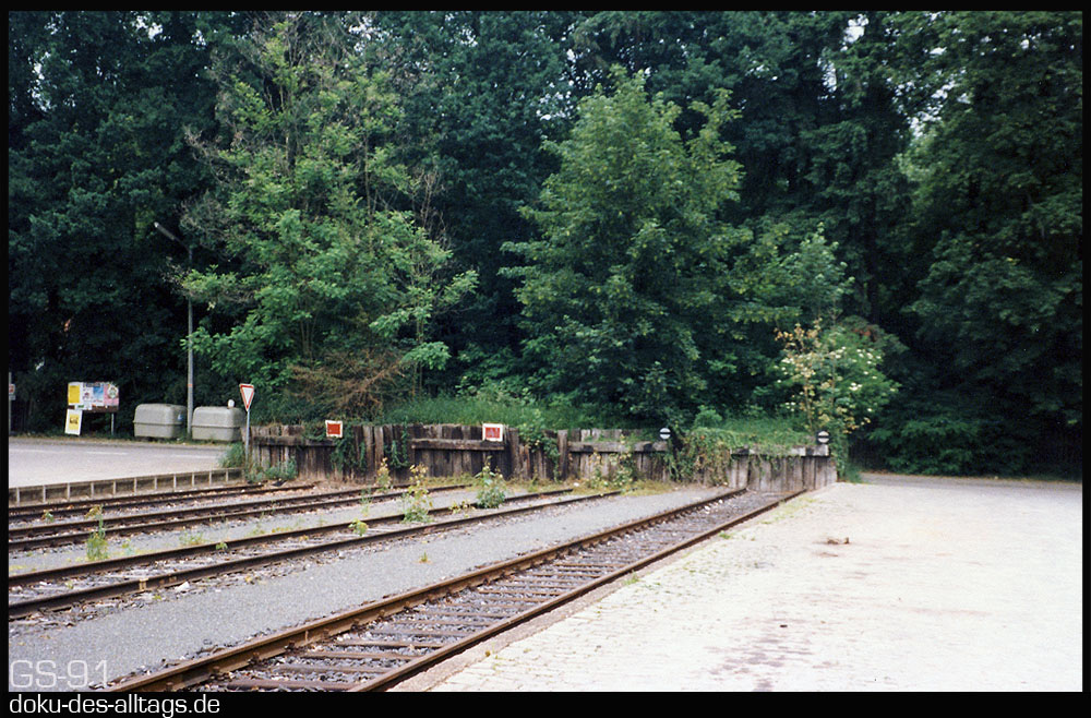 http://www.doku-des-alltags.de/StreckenundBahnhoefe/Franken/FrankenData/Cadolzburg%202.jpg